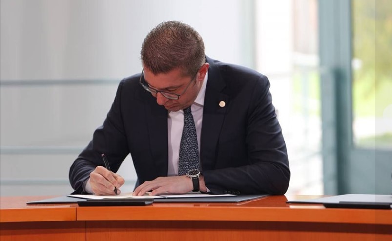 Mickoski signs the Berlin Process action plan, meets with German Chancellor Scholz