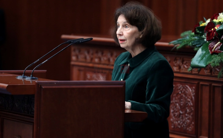 President Siljanovska discussed EU integration and the fight against corruption in her address before the Parliament